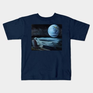 Astronaut meditating on the Moon Kids T-Shirt